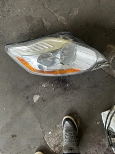 FARO DERECHO LADO CONDUCTOR FORD KUGA MK1 - 8V4113W029BG - Imagen 1 de 6