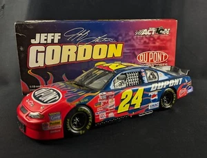 Action 2001 Jeff Gordon Winston Cup Series DuPont 1/18 Diecast IN BOX - Picture 1 of 16