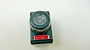 SIEMENS 5H202 MOLDED DIAZED CAP and FUSE HOLDER WITH 5SF1002 BASE - Picture 1 of 4