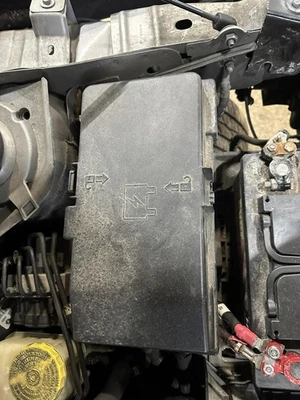 Used Fuse Box Engine fits: 2016 Chrysler 200 engine compartment power distributi - Image 1 of 4
