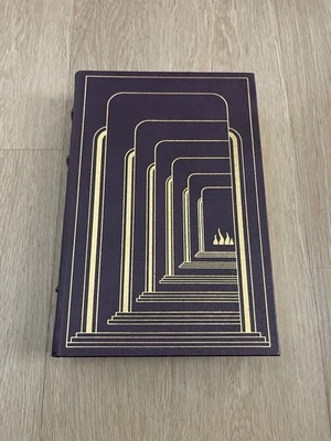 Franklin Library: SIGNED: TOM WOLFE: THE BONFIRE OF THE VANITIES: NEW YORK CITY - Image 1 of 4