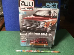 Dodge Caravan 1984 AW, escala 1/64 - Imagen 1 de 4
