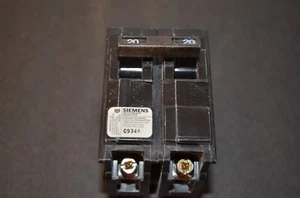 Siemens Q220 2-Pole 20-Amp 120/240V Plug-In Circuit Breaker QP220 - Picture 1 of 2