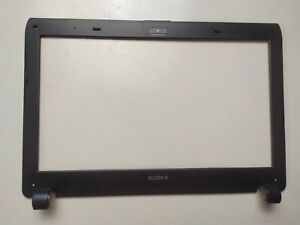 Sony Vaio PCG-31211M VPCYA2V9E LCD Screen Bezel 604KK11001 60.4KK11.001