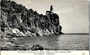 Split Rock Leuchtturm Northshore Lake Superior in der Nähe von zwei Häfen MN Vintage RP1 - Bild 1 von 2