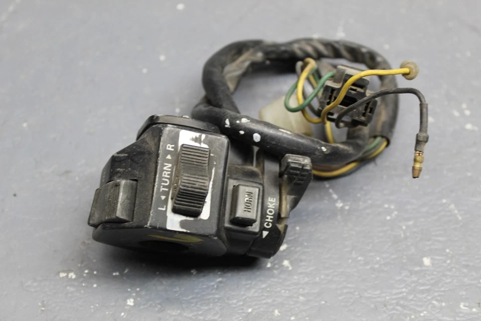 1982 YAMAHA VISION 550 OEM LEFT CLIP ON HANDLE HORN SIGNALS SWITCH SWITCHES - Image 1 of 4