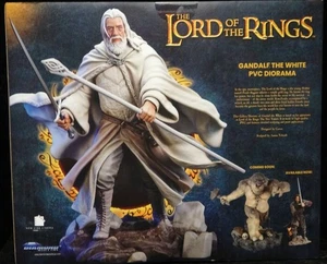 💎 Der Herr der Ringe - Gandalf der weiße Diamant Galerie Diorama Statue - Bild 1 von 3