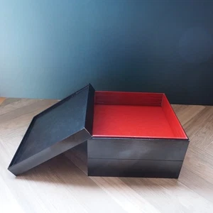 Osechi Jubako Box - Due Livelli con Coperchio - Capodanno Giapponese Calm Design Anni 80 - Foto 1 di 19