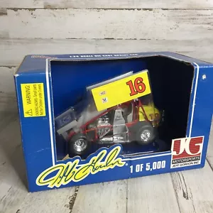 JEFF GORDON #16 SPRINT CAR SCALA 1/24 PRESSOCAST RACING CHAMPIONS 1 DI 5.000 - Foto 1 di 12