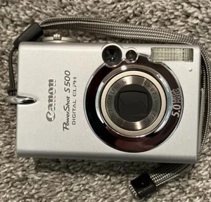Canon PowerShot Digital ELPH S500 Digital 500 5.0MP Digital Camera Part / Repair - Picture 1 of 8