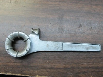 Vintage Aluminum Tube Bender Hand Tool Kastar Inc. Pat. No. 3147561 - Image 1 of 4