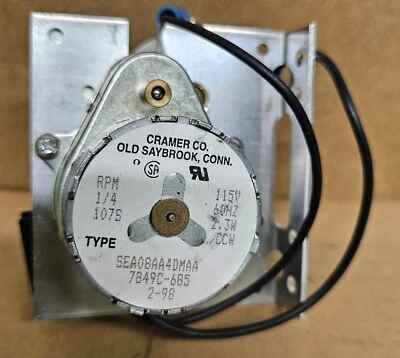CRAMER SEA08AA4DMAA TIMING MOTOR RPM 1/4 107S 115V 60HZ 2.3W DCW - Image 1 of 4