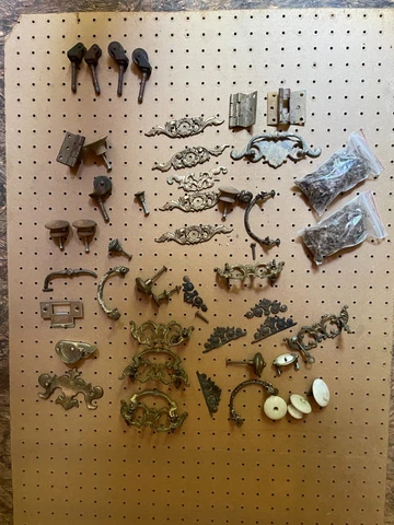 Antique Hodge Podge of Miscellaneous HARDWARE ITEMS + vintage screws Cover