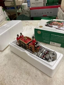 Department 56 The Dickens Village Collection The Queen’s Parliamentary Coach - Picture 1 of 10