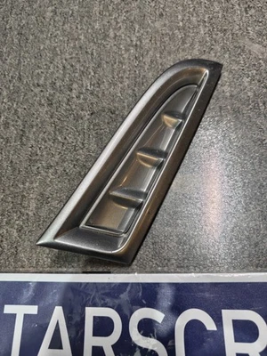 Parachoques delantero Subaru Impreza 2006-2007 moldura lado del conductor inserción izquierda acero gris Foto 1 de 4