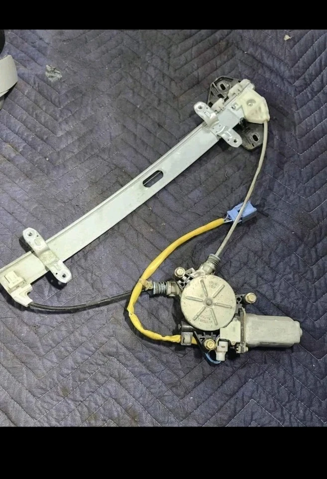 02-06 ACURA RSX LHD Front Right LH Power Window Regulator with Motor  - Image 1 of 2