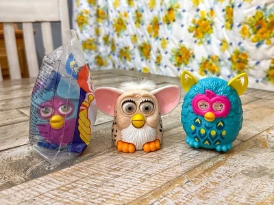 McDonalds Furby Juguetes Lote Mono Azul Peluche 2000, 1998 Blanco y Marrón, 2013 Azul Foto 1 de 4