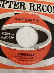 The Shirelles - My Heart Belongs To You/Love That Man (US Scepter:12114) 1965 - Picture 1 of 2