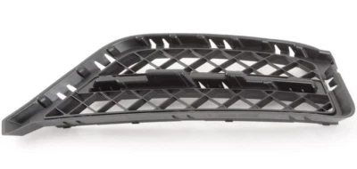 New BMW X1 E84 Front Bumper Right Lower Grille 51117303758 7303758 - Image 1 of 4