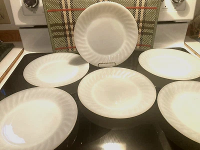 Fire King White Milk Glass Set of Six  Swirl Plain 9" Dinner Plates Vintage 50;s - Image 1 of 4