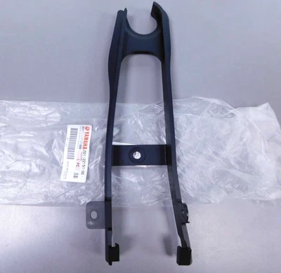 Sello protector guía cadena delantera Yamaha genuino 2006-2015 FZ1 FZ8 2D1-22151-00-00 Foto 1 de 3