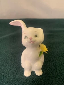 WHITE BUNNY RABBIT EASTER - BONE CHINA FIGURINE - SCHMID - Picture 1 of 9