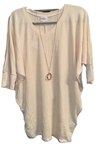 NWT Lularoe Medium Solid Cream Naomi Ribbed V-neck Balloon Sleeved Tunic - Picture 1 of 7
