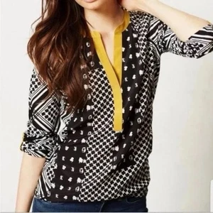 Anthropologie Tiny Nambi Popover-Bluse schwarz weiß bedruckt Gr. S - Bild 1 von 7