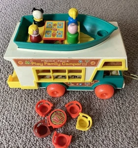 Cámper familiar Fisher Price Little People Play 1972 vintage con accesorios - Imagen 1 de 4