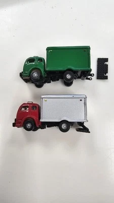 *READ CMW Mini Metals Box Delivery Trucks Vans with Loading Platform N-Scale - Image 1 of 4