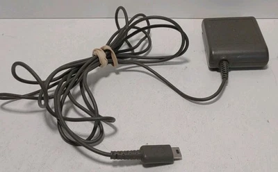 Official Nintendo Power AC Adapter USG-002 USA Version - Image 1 of 4