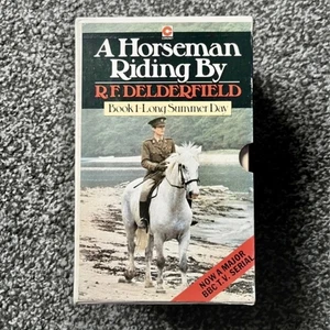 Ein Reiter reitet von R F Delderfield - Coronet BBC TV Romane zum Binden x2 Boxset - Bild 1 von 6