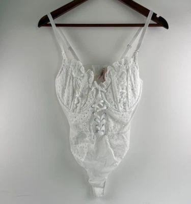 Body de peluche Victoria's Secret Luxe con tiras de encaje blanco talla XL NUEVO CON ETIQUETAS Foto 1 de 4