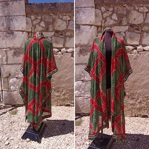 NEU HANDGEFERTIGT MASSGESCHNEIDERT KIMONO SARI SEIDE JACKE ONE SIZE ÜBERGRÖSSE BEDRUCKTER MANTEL - Bild 1 von 10