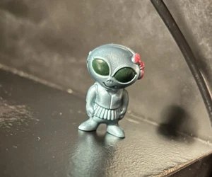 Miniature Teal Green Alien Girl with Red Bow ~ FREE SHIPPING - Picture 1 of 2