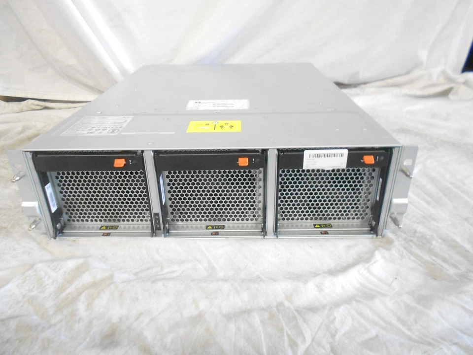 Netapp FAS8200 Head Unit Storage Controller CHASSIS - NO CONTROLLERS. 2x PSU - Image 1 of 1