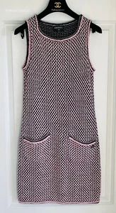 $2950 CHANEL 17P PINK BLACK KNIT SLEEVELESS MINI DRESS 34 - Picture 1 of 12