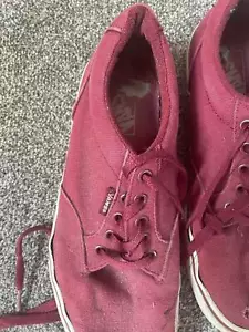 Shoe 2777 - Picture 1 of 2