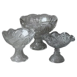 Tres tazones perforadores antiguos de vidrio prensado y compota C1920 - Imagen 1 de 7