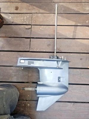 Caja de cambios Yamaha 2008-2020 unidad inferior 4 tiempos eje largo 6BG-45300-10-8D 30 40 HP Foto 1 de 4