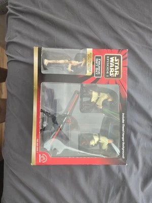 Star Wars Episode 1 FIGURINE GIFT SET Darth Maul, Obi-Wan Kenobi, Qui-Gon Jinn - Image 1 of 4