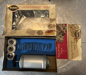 Mirro Cookie Press VTG Pastry Aluminum 13 Discs 3 Decorator Tips Cake Decorating - Picture 1 of 8