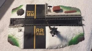 LEBENSECHTER EISENBAHNÜBERGANG RR XING - HO SCALE - Bild 1 von 4