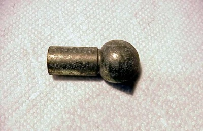 Montaje de extremo de cilindro de puerta levadiza trasera Volvo | 240 245 Station Wagon | Leer $13 por favor Foto 1 de 2