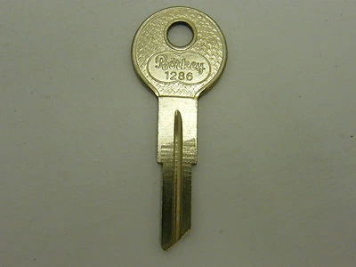 Llave en blanco B para vehículos antiguos de Am & Mack 1953-1969 perfil N & Well Foto 1 de 4