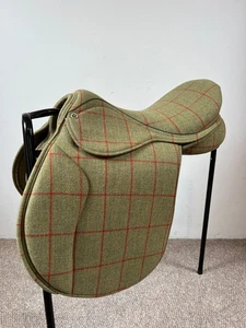 Incredibly Rare Hackett x Cliff Barnsby Horse & Hound Tweed Saddle Only 5 Made!! - Picture 1 of 17