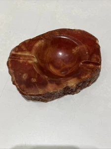 Posacenere vintage originale italiano bordo pietra alabastro rosso lava intagliato a mano Italia - Foto 1 di 7