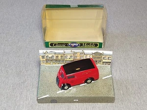 Corgi Classic Models Morris J Van D983 Red ~ TS - Picture 1 of 5
