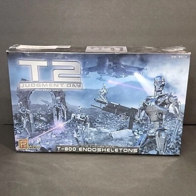 2014 Terminator 2 Judgement Day MISB 1/32 T-800 Endoskeletons Model Kit Pegasus - Image 1 of 4