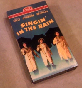 "SINGIN' IN THE RAIN",  VHS - VCR Video Tape, Musical, Gene Kelly, Like New - Bild 1 von 5